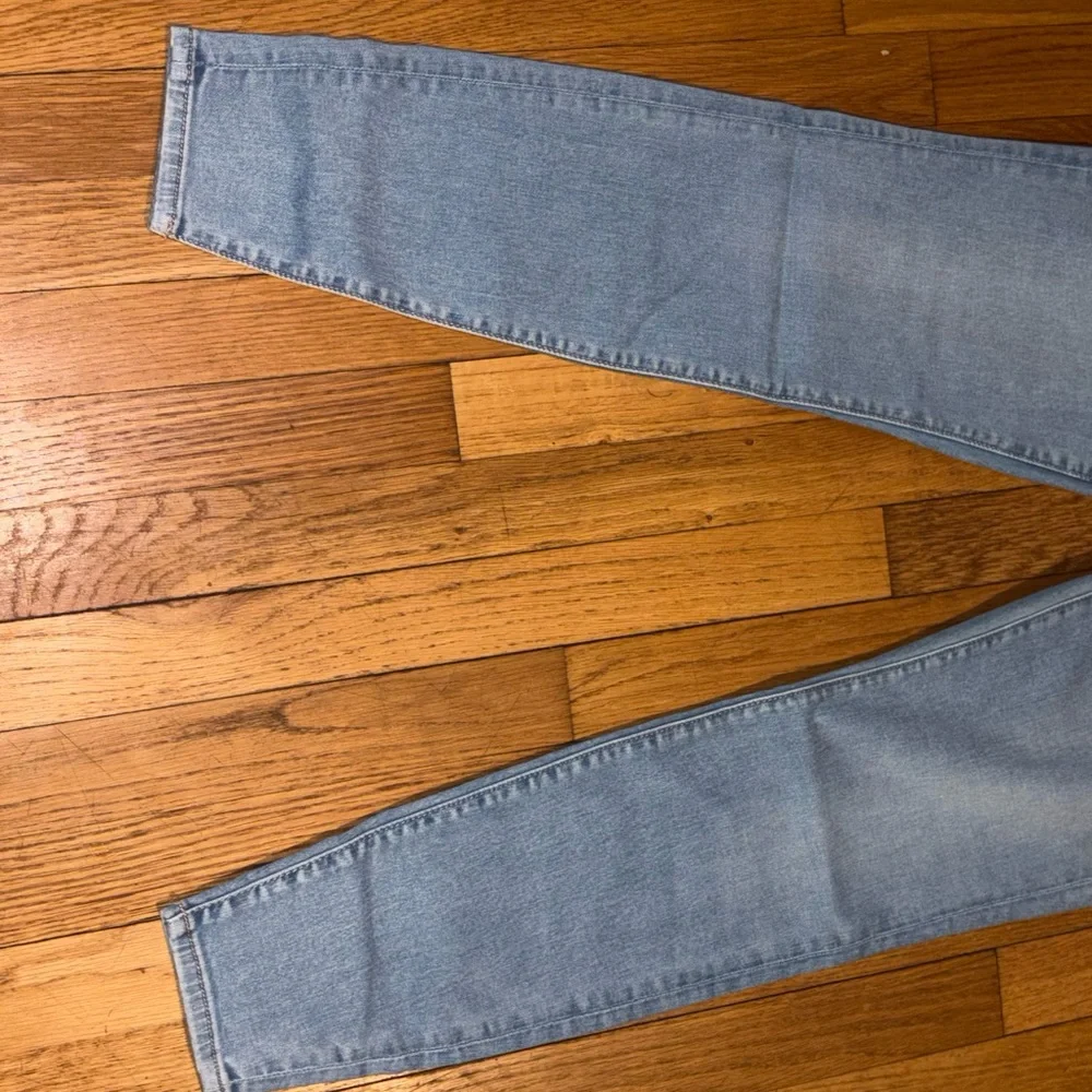 American Eagle Next Level Curvy High-Waisted Jegging - Picture 6 of 13